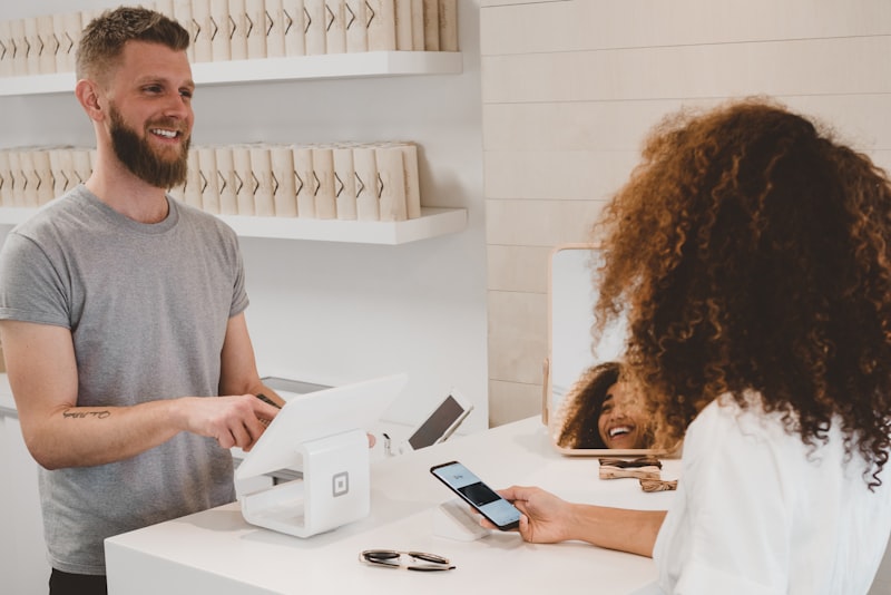 Visa, Mastercard, and American Express credit cards accepted across Europe for online and in-store payments